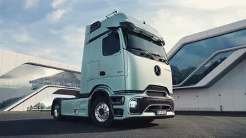 Перевізник Тягач Mercedes Actros в Warsaw Польща